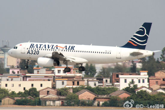 ���_(d��)�S�����չ�˾�Ŀտ�A320������΢���W(w��ng)��@D--Lee����